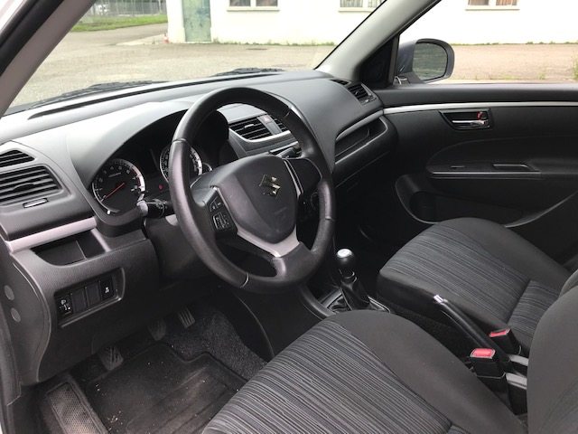 SUZUKI Swift 1.2 4x4, Essence, Occasion / Utilisé, Manuelle - 7