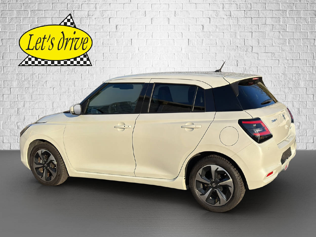 SUZUKI Swift 1.2 Compact Top Hybrid, Hybride Léger Essence/Électricité, Occasion / Utilisé, Automatique - 4