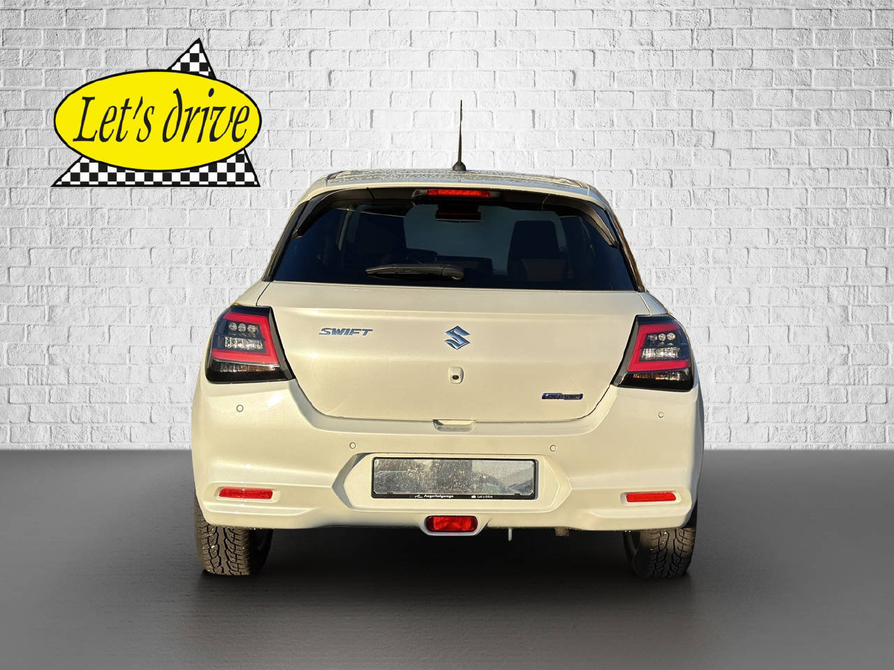 SUZUKI Swift 1.2 Compact Top Hybrid, Hybride Léger Essence/Électricité, Occasion / Utilisé, Automatique - 5
