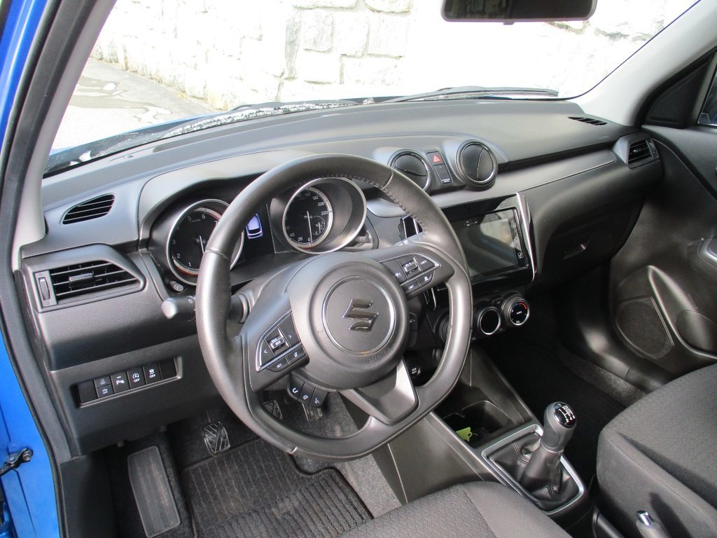 SUZUKI Swift 1.2 Compact Top Hybrid 4x4, Mild-Hybrid Benzin/Elektro, Occasion / Gebraucht, Handschaltung - 4