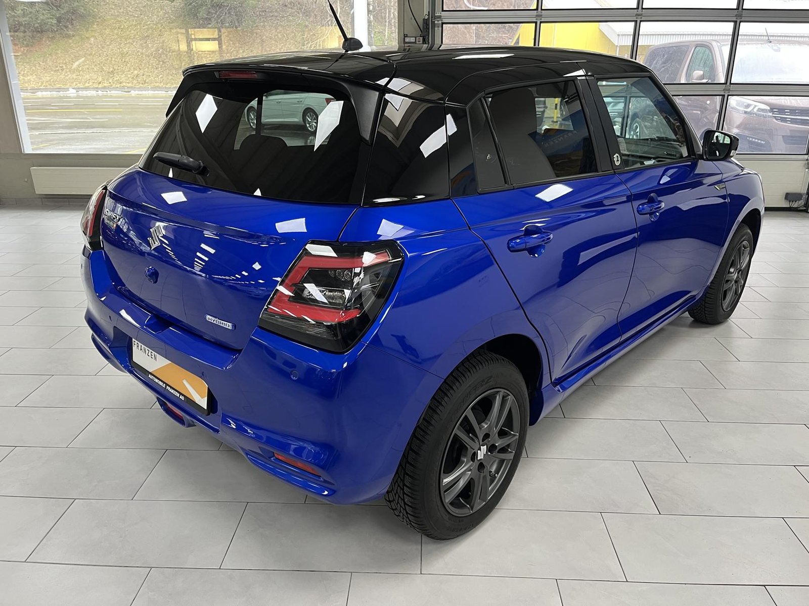 SUZUKI Swift 1.2 1st Edition Top Hybrid 4x4, Hybride Léger Essence/Électricité, Occasion / Utilisé, Manuelle - 4