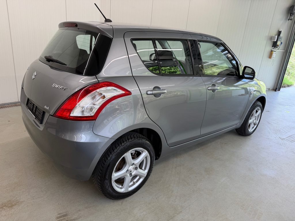 SUZUKI SWIFT 1.2 GL Top 4x4, Petrol, Second hand / Used, Manual - 4