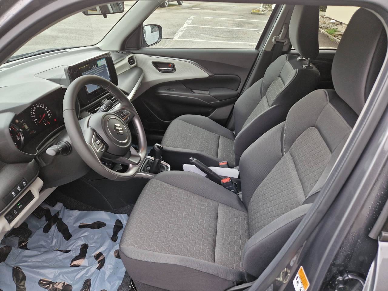 SUZUKI Swift 1.2 1st Edition Top Hybrid 4x4 MY24, Hybride Léger Essence/Électricité, Occasion / Utilisé, Manuelle - 6