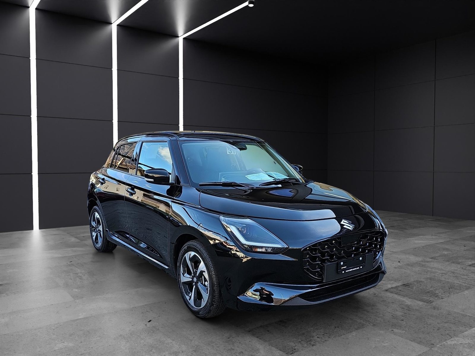 SUZUKI Swift 1.2 Compact Top Hybrid, Mild-Hybrid Petrol/Electric, Second hand / Used, Automatic - 7