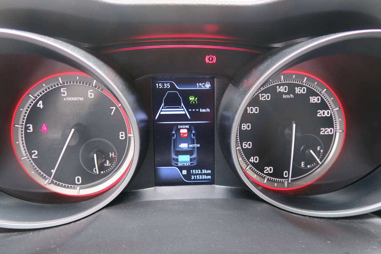 SUZUKI Swift 1.2 Compact Top Hybrid 4x4, Mild-Hybrid Petrol/Electric, Second hand / Used, Manual - 7