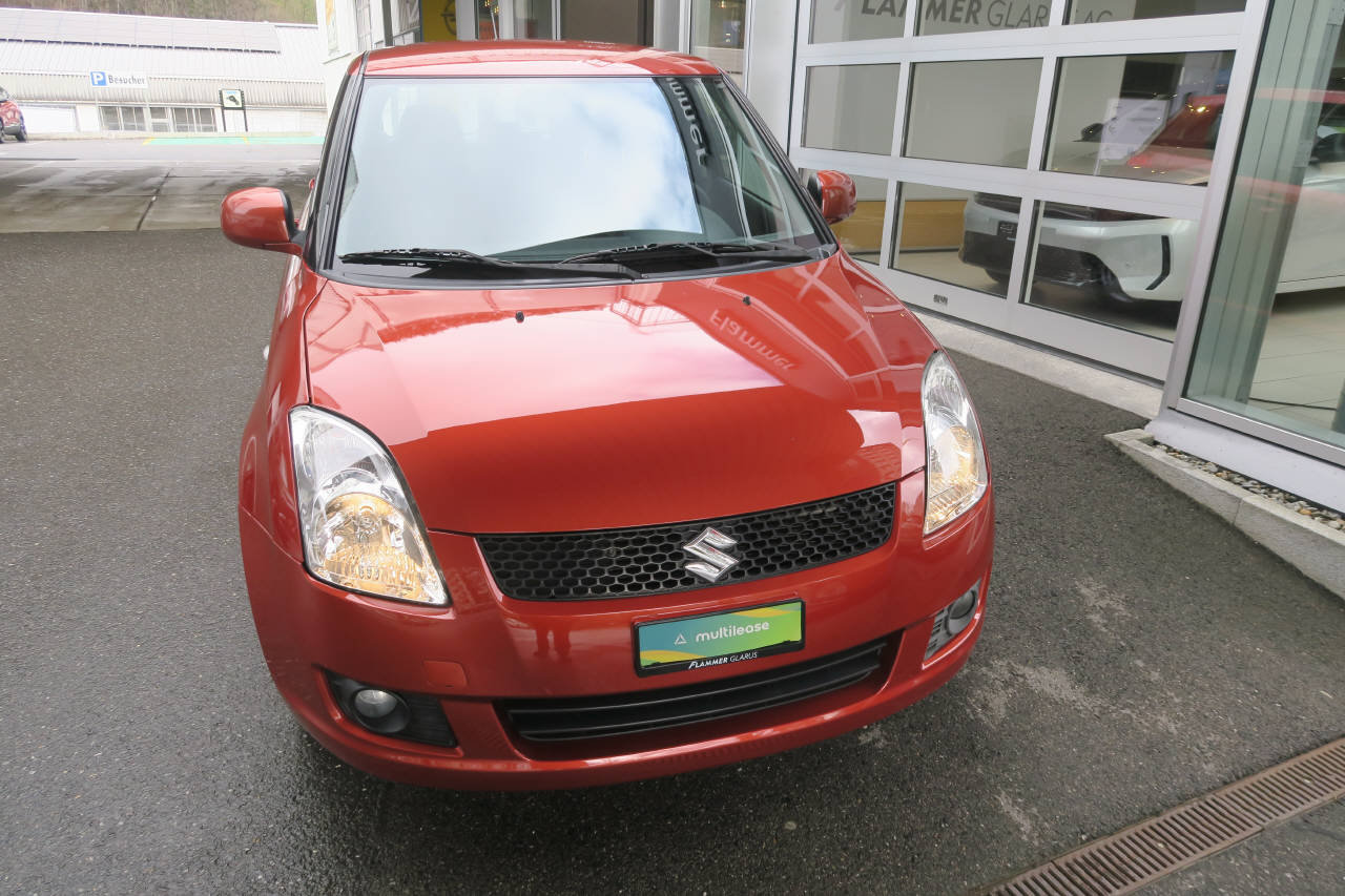 SUZUKI Swift 1.3 GL Top 2WD