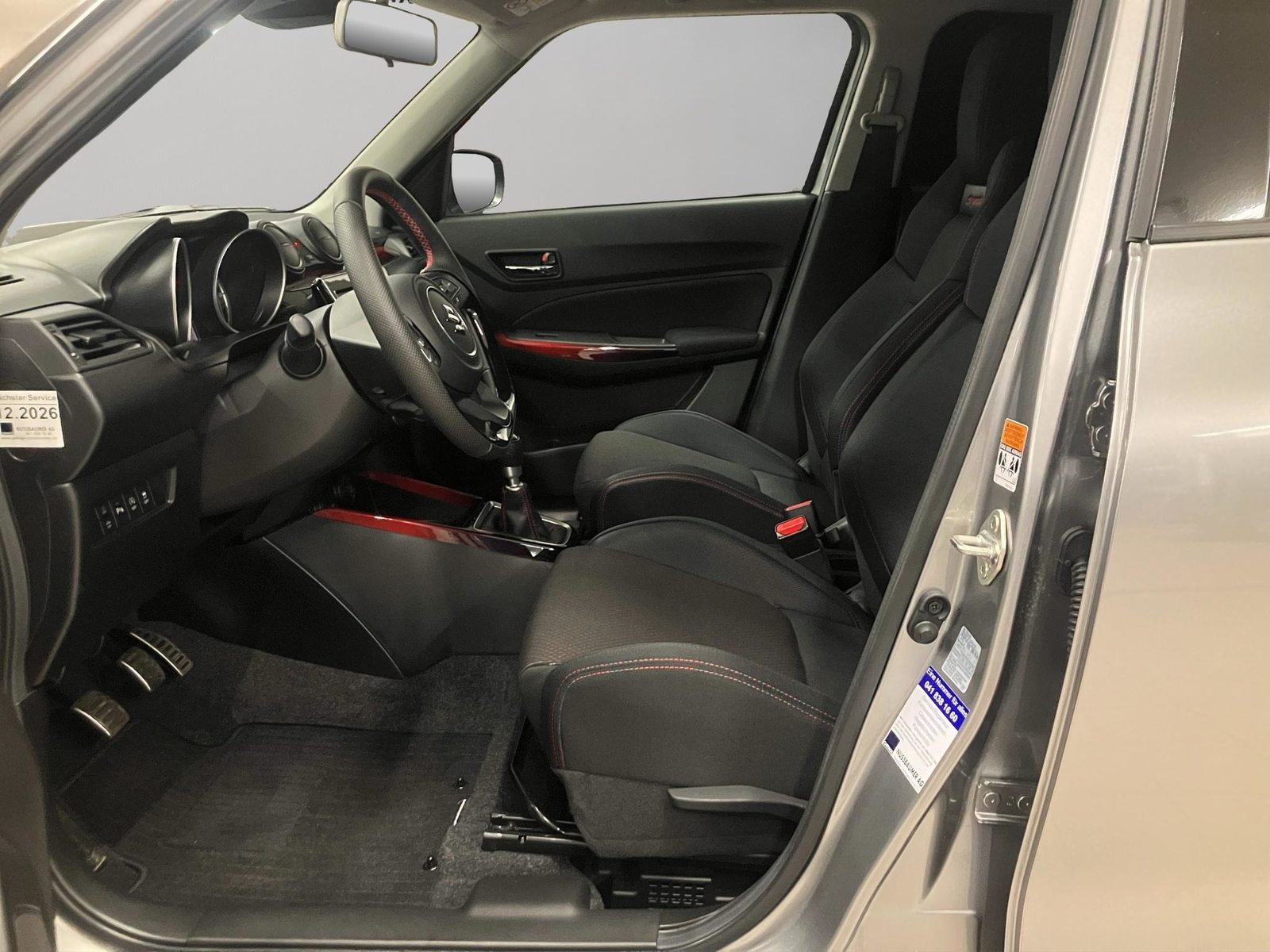 SUZUKI Swift 1.4 T Sport Compact Top Hybrid, Mild-Hybrid Benzin/Elektro, Occasion / Gebraucht, Handschaltung - 4