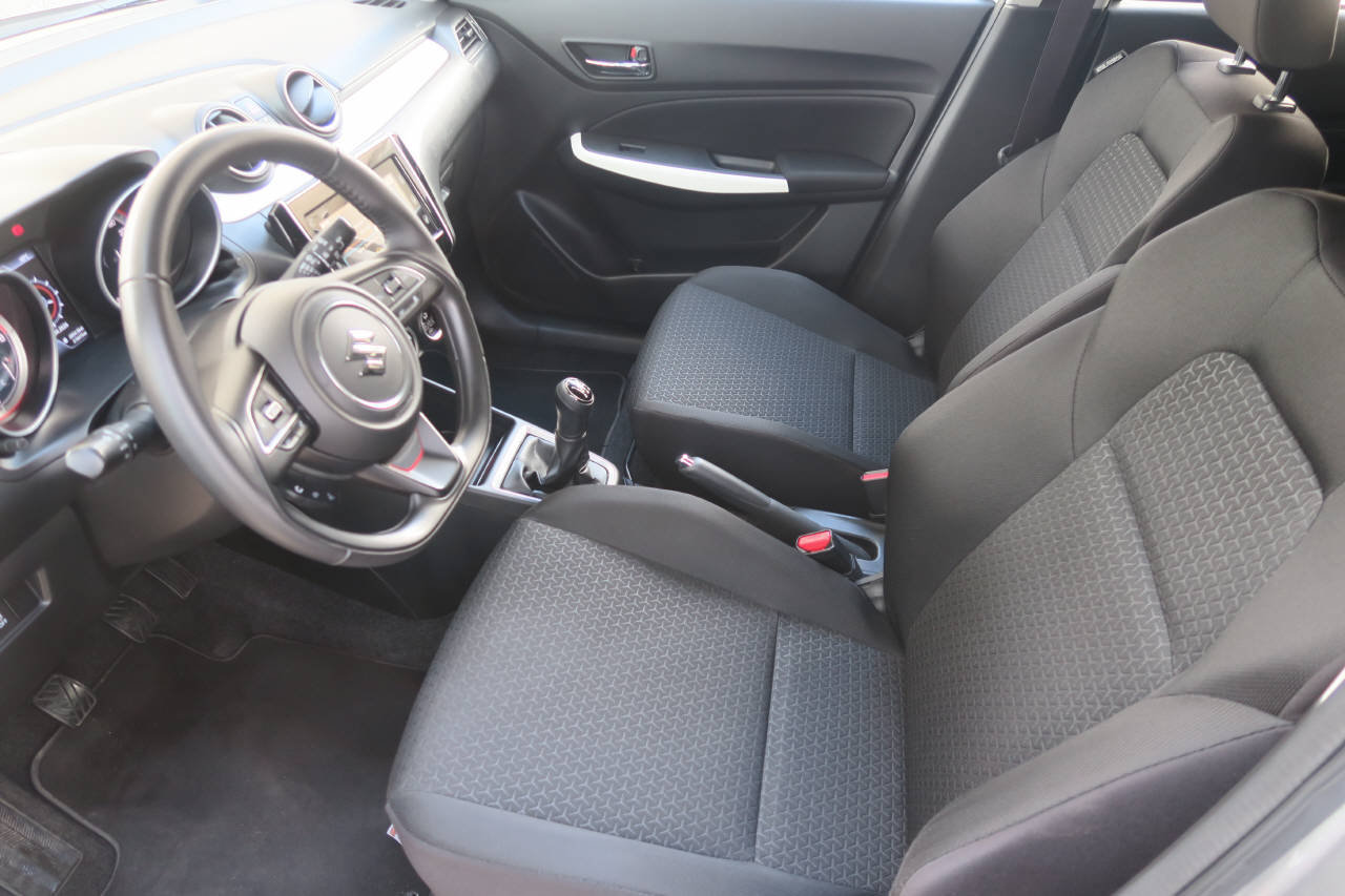 SUZUKI Swift 1.2 Piz Sulai Top Hybrid 4x4, Mild-Hybrid Benzin/Elektro, Occasion / Gebraucht, Handschaltung - 4