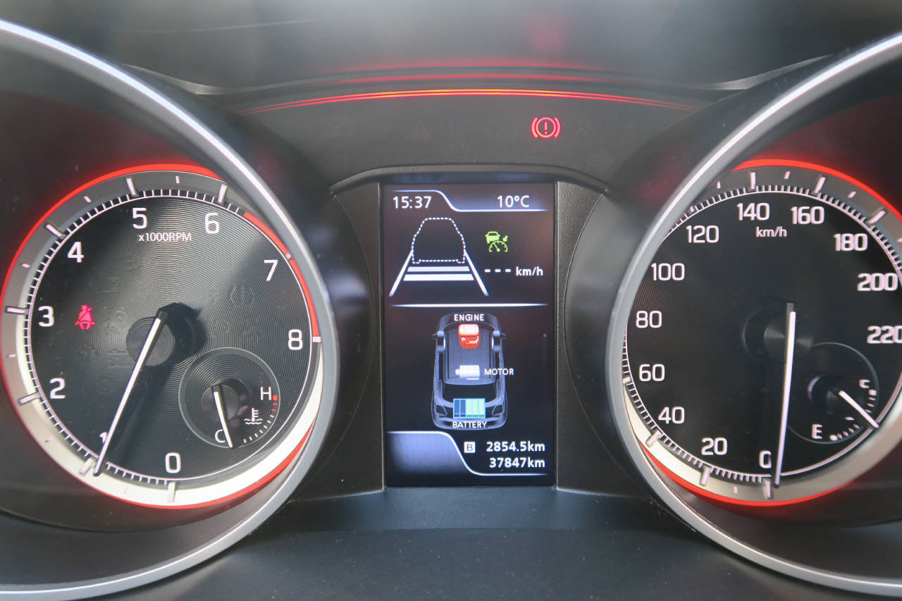 SUZUKI Swift 1.2 Piz Sulai Top Hybrid 4x4, Mild-Hybrid Benzin/Elektro, Occasion / Gebraucht, Handschaltung - 7
