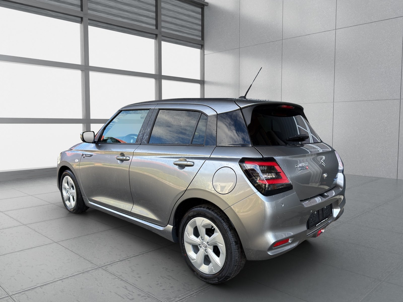 SUZUKI Swift 1.2 Sakura Hybrid CVT, Benzin, Occasion / Gebraucht, Automatik - 3