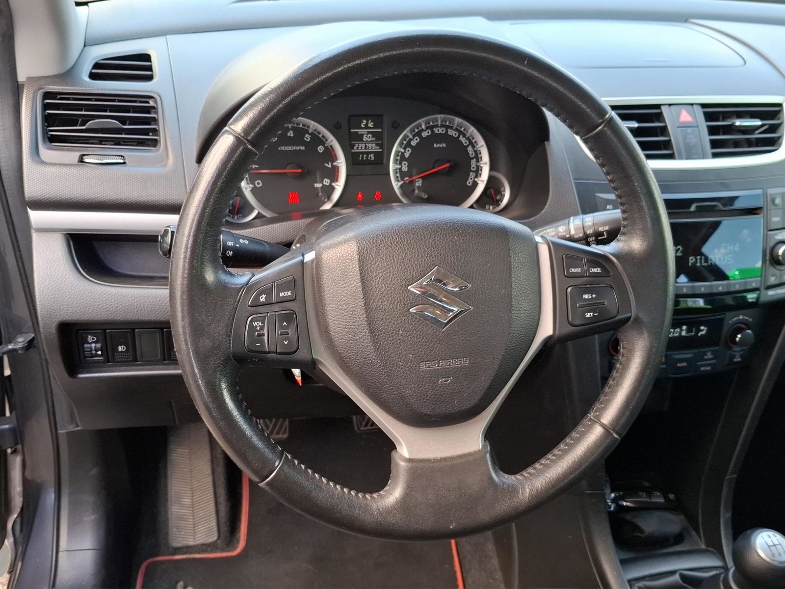 SUZUKI Swift 1.2 GL Top Sergio Cellano 4x4, Petrol, Second hand / Used, Manual - 7
