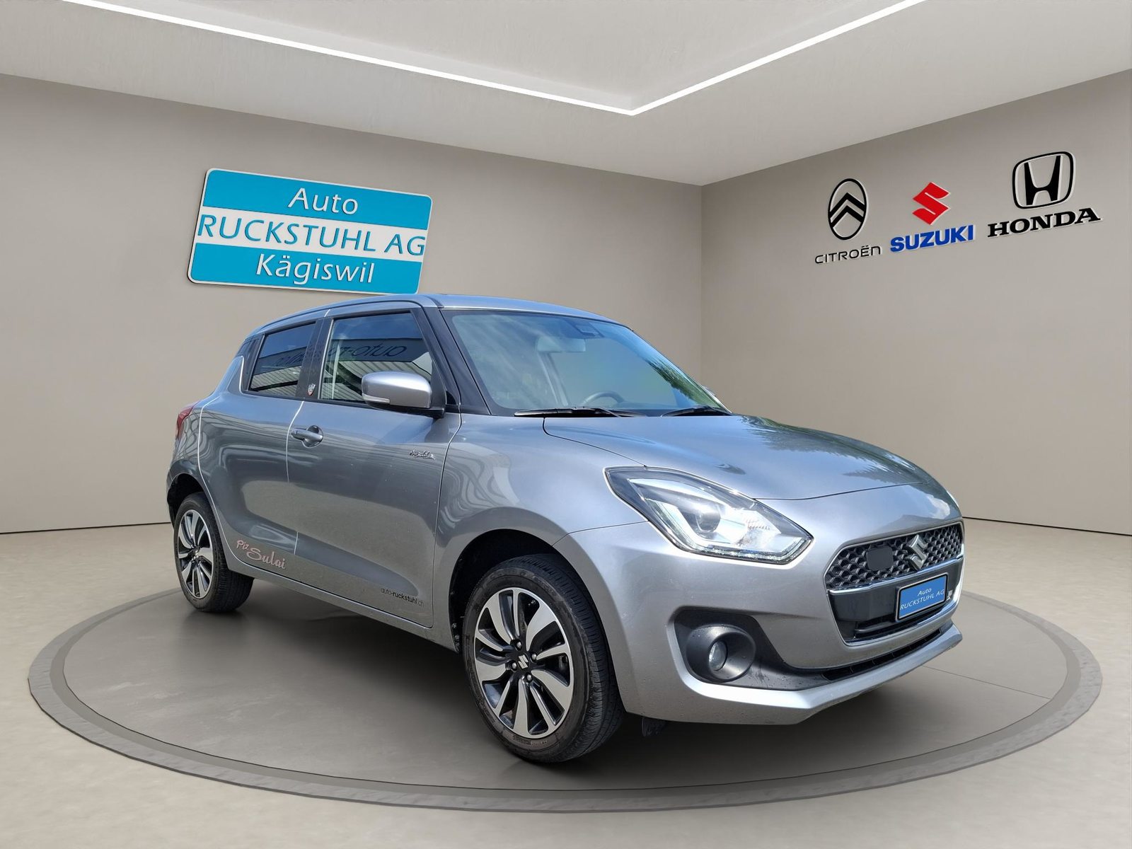SUZUKI Swift 1.2 Compact Top Hybrid 4x4, Mild-Hybrid Benzin/Elektro, Occasion / Gebraucht, Handschaltung - 2