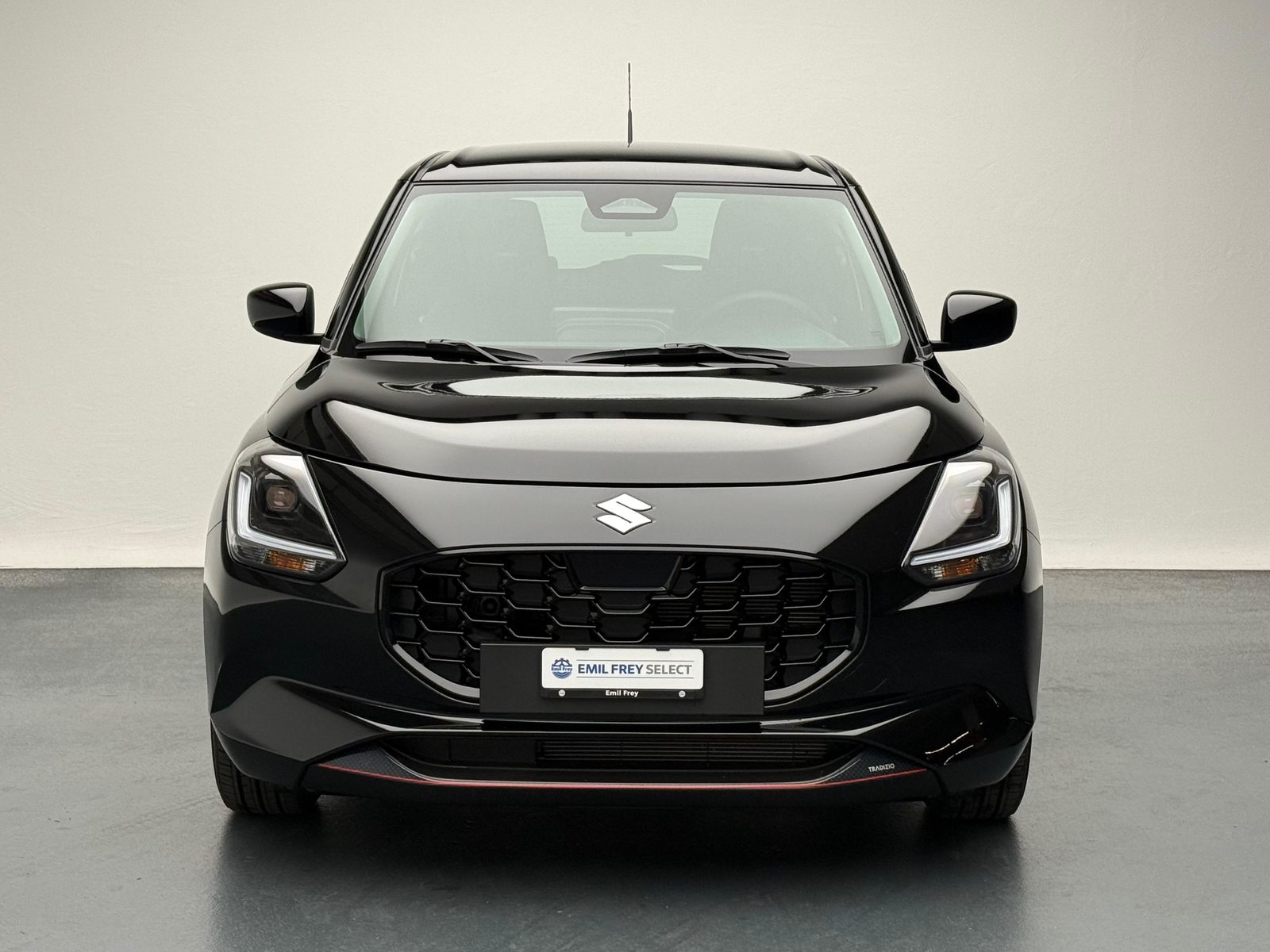 SUZUKI Swift 1.2 Tradizio Hybrid, Mild-Hybrid Petrol/Electric, Second hand / Used, Automatic - 7