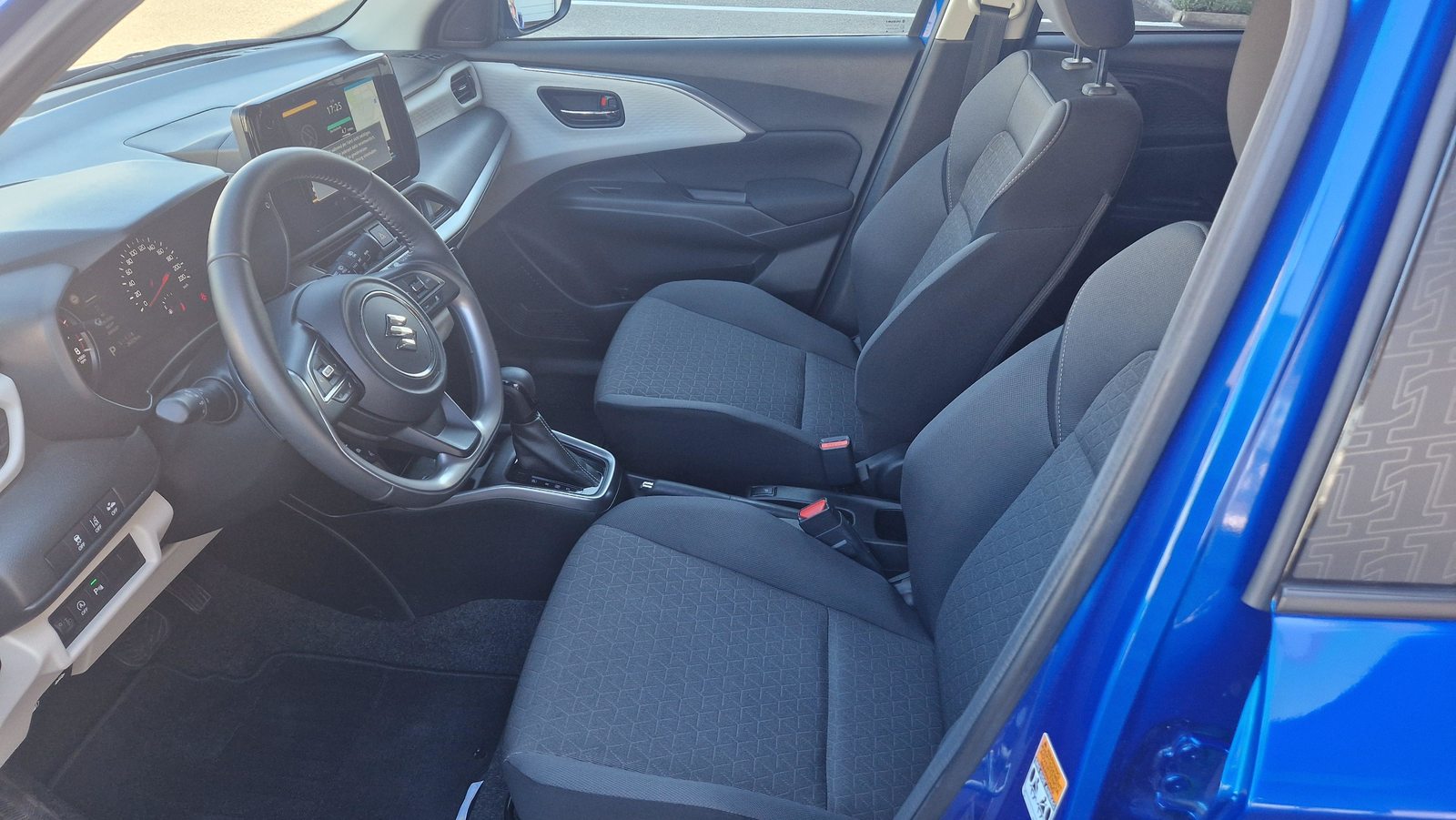 SUZUKI Swift 1.2 1st Edition Top Hybrid, Hybride Léger Essence/Électricité, Occasion / Utilisé, Automatique - 6