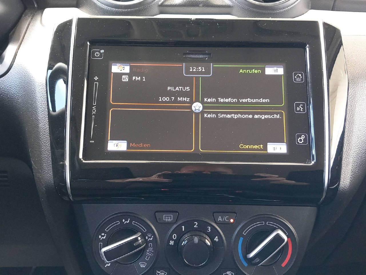 SUZUKI Swift 1.2 Generation Hybrid, Mild-Hybrid Benzin/Elektro, Occasion / Gebraucht, Handschaltung - 7