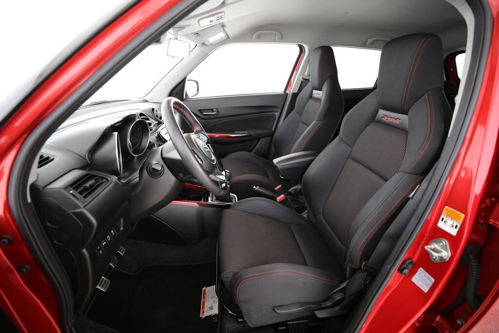 SUZUKI Swift 1.4 T Sport Compact Top Hybrid, Mild-Hybrid Petrol/Electric, Second hand / Used, Manual - 4