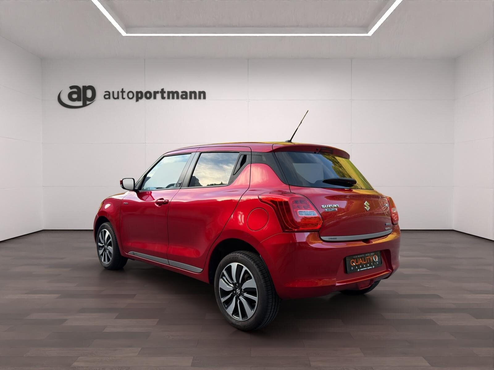 SUZUKI Swift 1.2 Tradizio Top Hybrid 4x4, Mild-Hybrid Benzin/Elektro, Occasion / Gebraucht, Handschaltung - 5