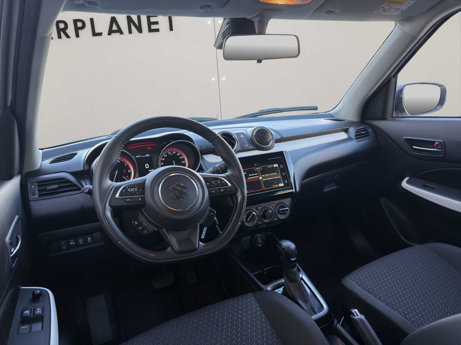 SUZUKI Swift 1.2 Compact+ Hybrid, Mild-Hybrid Petrol/Electric, Second hand / Used, Automatic - 6