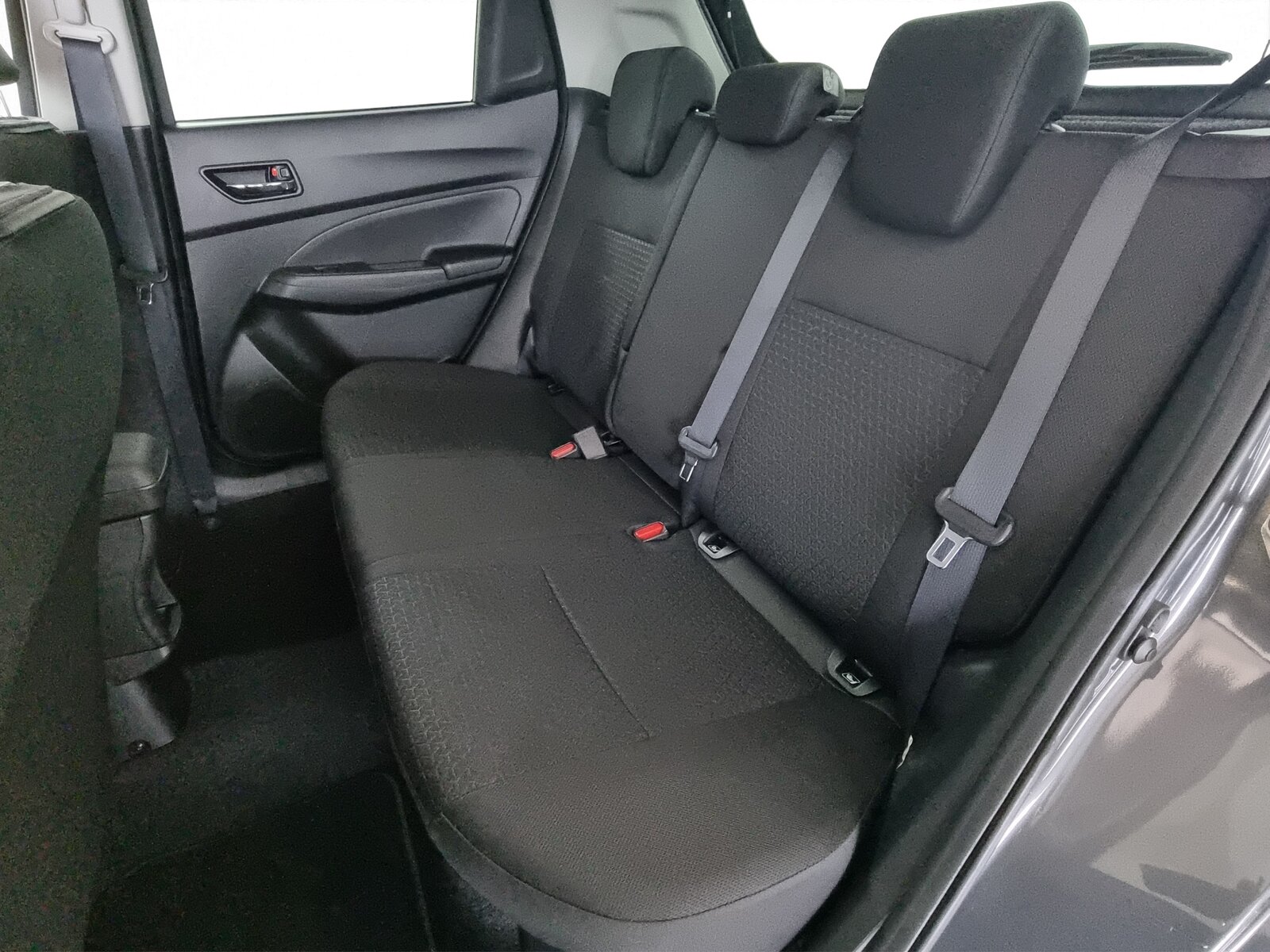 SUZUKI Swift 1.2 Compact Top Hybrid 4x4, Full-Hybrid Petrol/Electric, Second hand / Used, Manual - 7