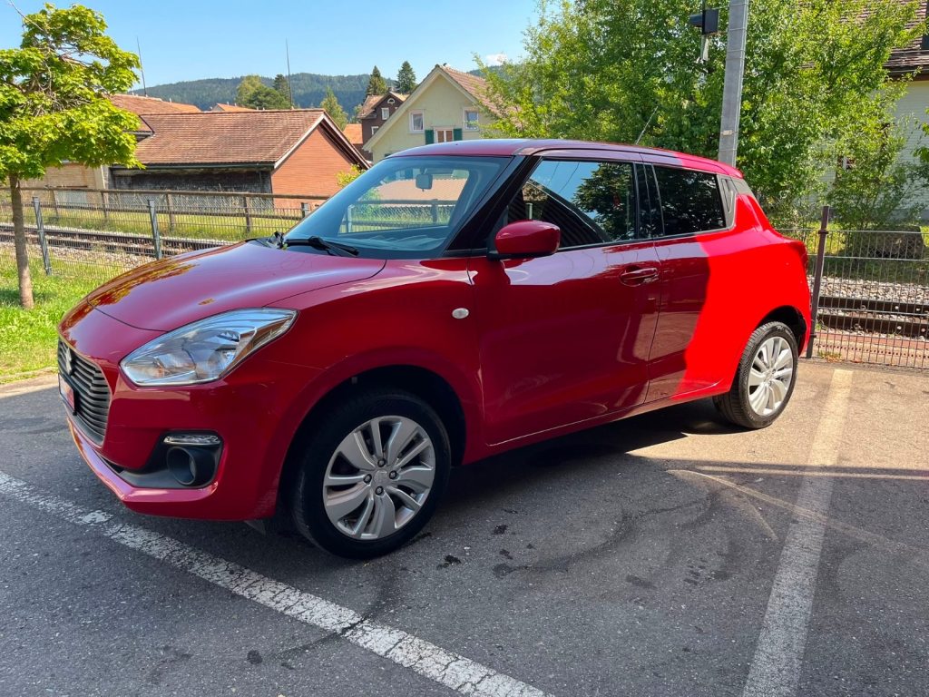 SUZUKI SWIFT 1.2 Compact+ 4x4, Essence, Occasion / Utilisé, Manuelle - 2