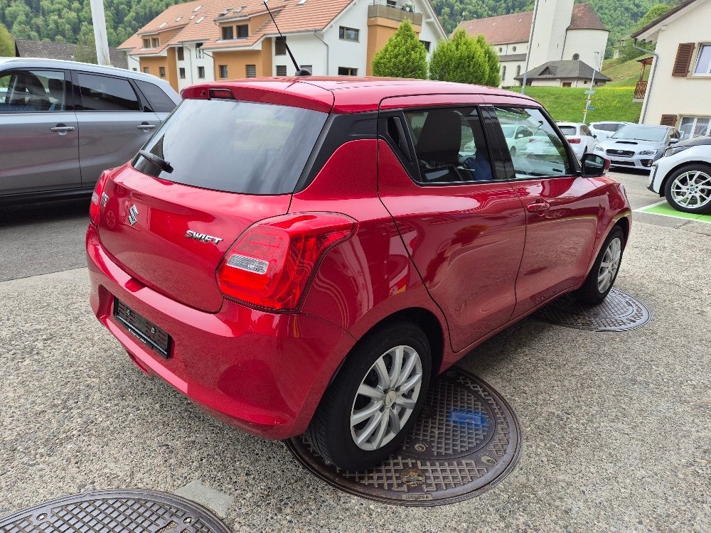 SUZUKI SWIFT 1.0 T Compact Top, Essence, Occasion / Utilisé, Automatique - 6