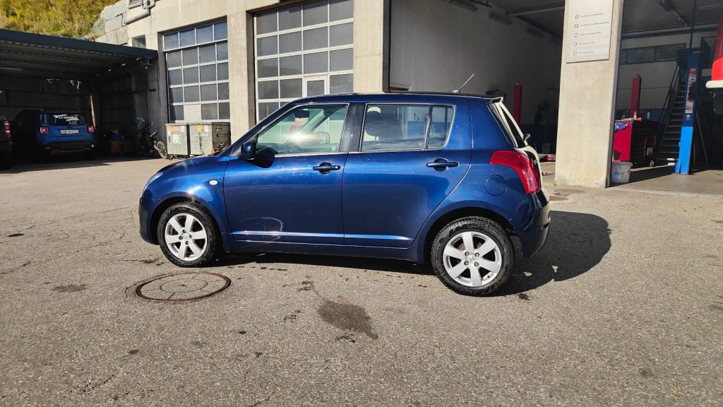 SUZUKI 1.3 GL Top 4WD, Essence, Occasion / Utilisé, Manuelle - 6
