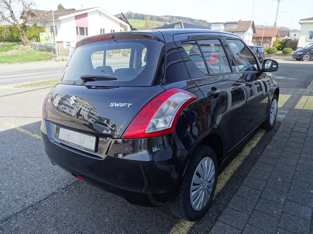 SUZUKI SWIFT 1.2 Compact Top 4x4, Benzin, Occasion / Gebraucht, Handschaltung - 3