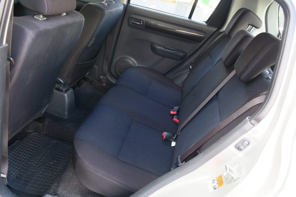 SUZUKI SWIFT 1.3 GL Top 4WD, Benzin, Occasion / Gebraucht, Handschaltung - 6