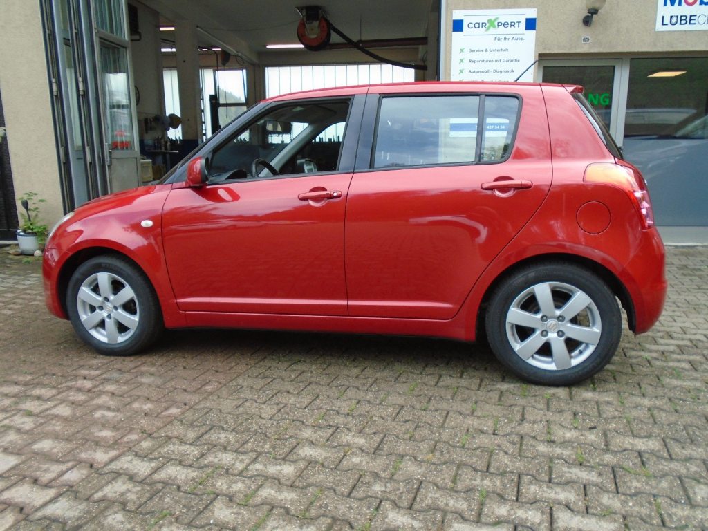 SUZUKI 1.3 GL, Essence, Occasion / Utilisé, Manuelle - 2