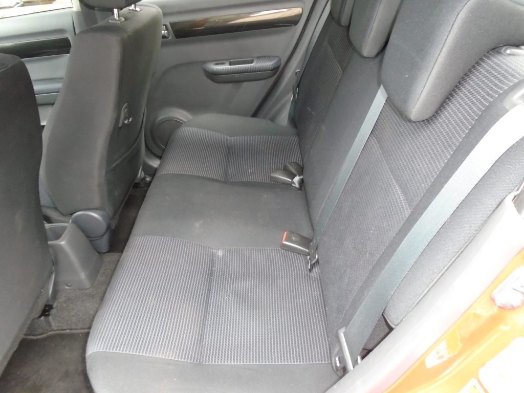 SUZUKI 1.3 GL, Essence, Occasion / Utilisé, Manuelle - 5