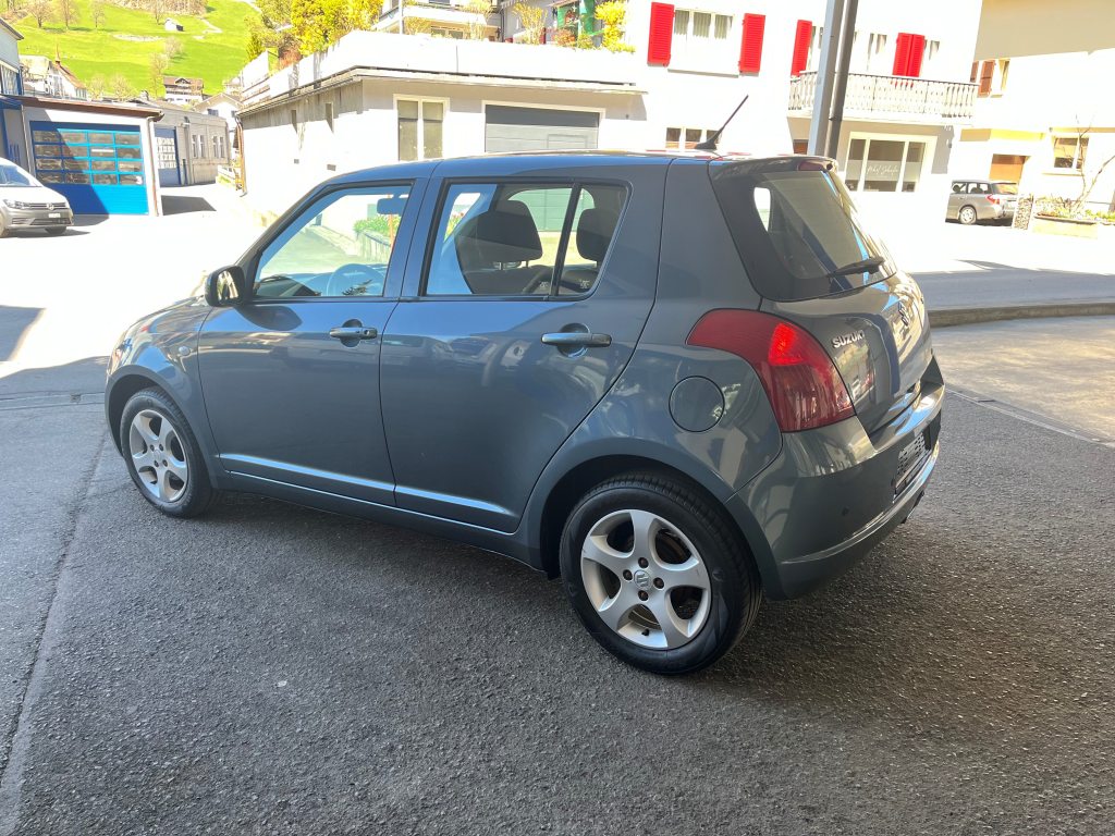 SUZUKI SWIFT 1.3 GL 4WD, Benzina, Occasioni / Usate, Manuale - 4