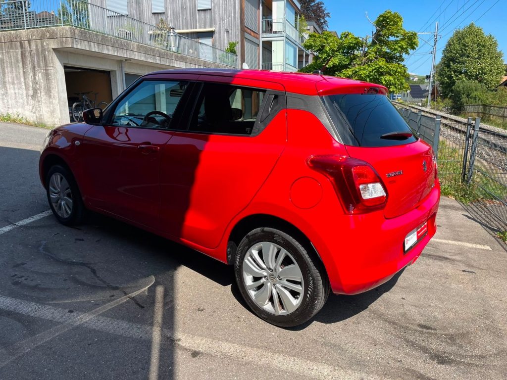 SUZUKI SWIFT 1.2 Compact+ 4x4, Essence, Occasion / Utilisé, Manuelle - 4