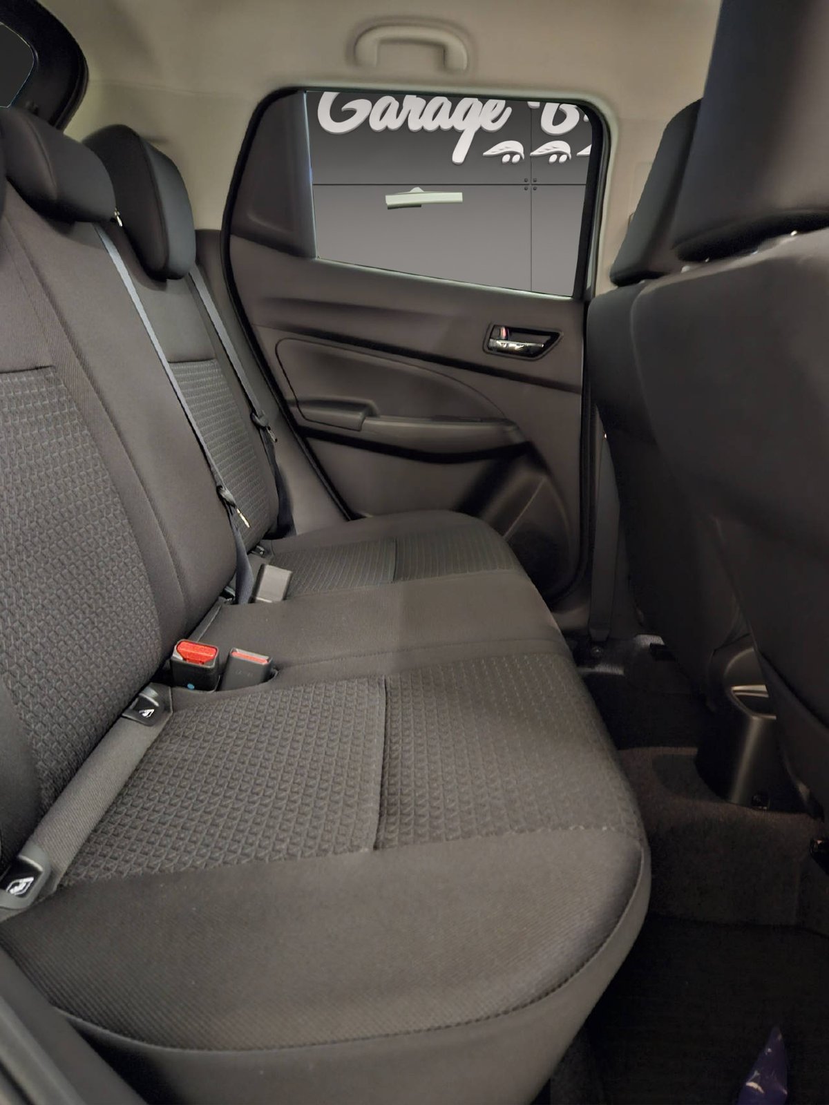 SUZUKI Swift 1.2 Compact Top Hybrid 4x4, Hybride Léger Essence/Électricité, Voiture de démonstration, Manuelle - 3