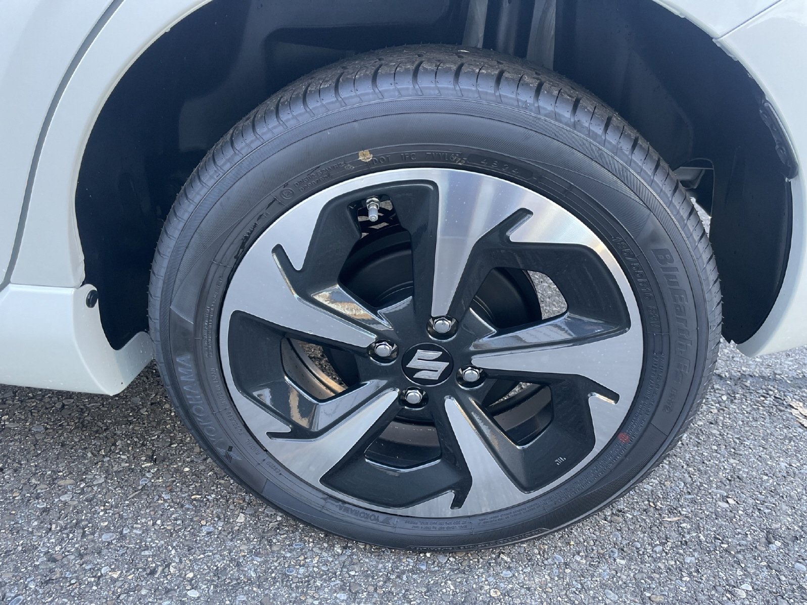 SUZUKI Swift 1.2 Tradizio Top Hybrid 4x4, Mild-Hybrid Benzin/Elektro, Vorführwagen, Handschaltung - 6