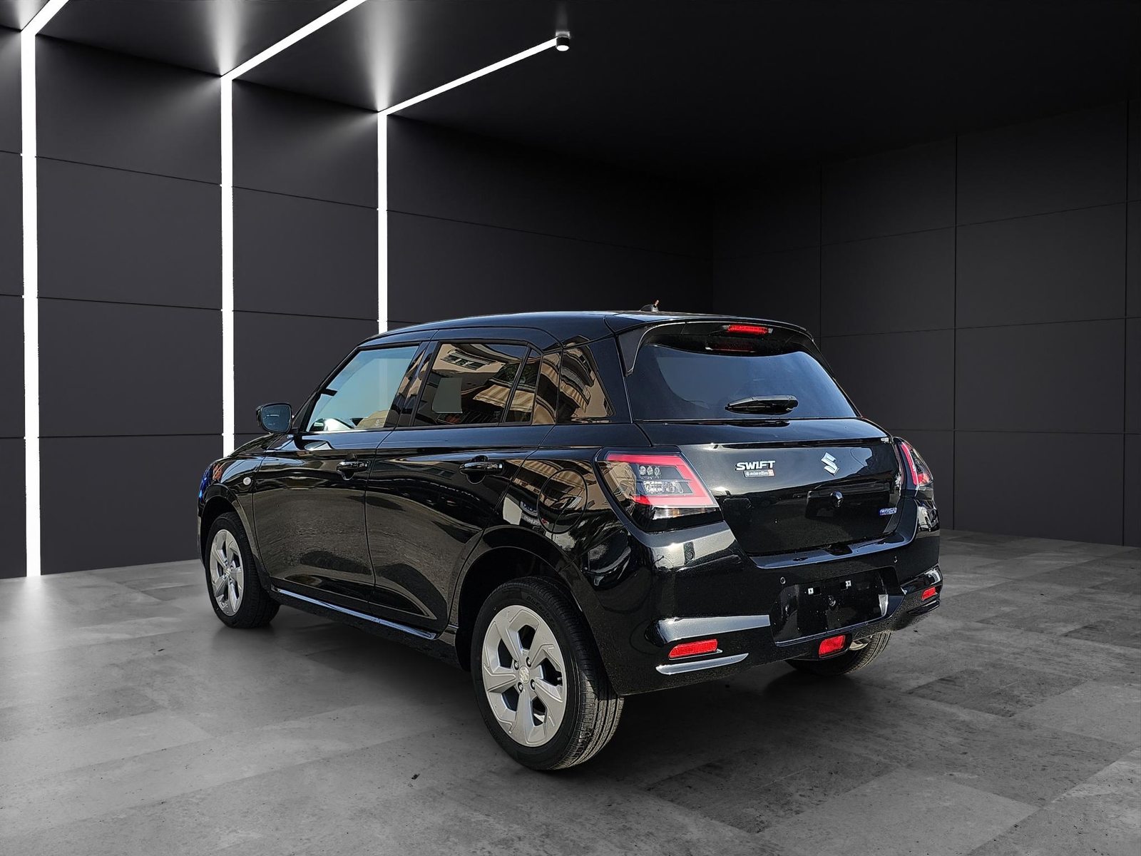 SUZUKI Swift 1.2 Compact+ Hybrid 4x4, Mild-Hybrid Petrol/Electric, Ex-demonstrator, Manual - 3