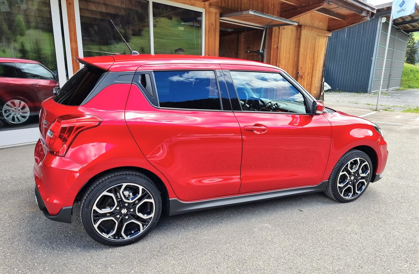 SUZUKI 1.4T Compact Top Hybrid, Mild-Hybrid Petrol/Electric, Ex-demonstrator, Manual - 6