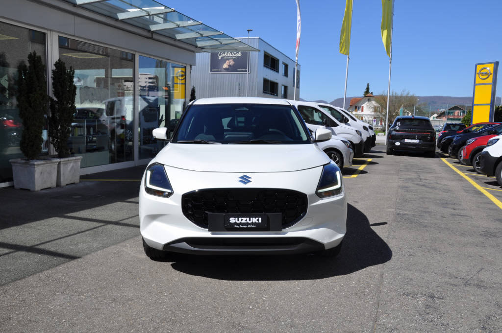 SUZUKI Swift 1.2 Sakura Top Hybrid 4x4, Mild-Hybrid Petrol/Electric, Ex-demonstrator, Manual - 2