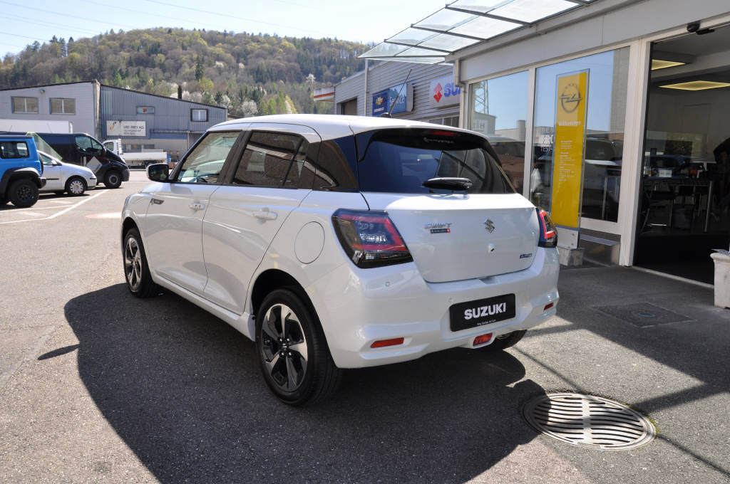 SUZUKI Swift 1.2 Sakura Top Hybrid 4x4, Mild-Hybrid Petrol/Electric, Ex-demonstrator, Manual - 6