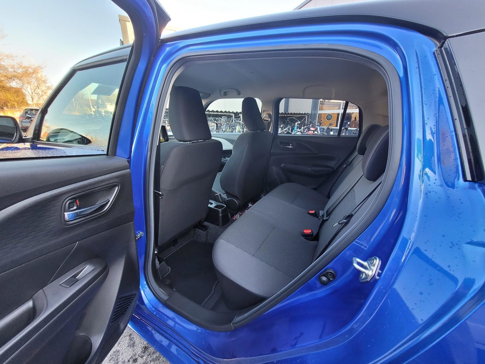 SUZUKI Swift 1.2 Compact+ Hybrid, Mild-Hybrid Petrol/Electric, Ex-demonstrator, Automatic - 7
