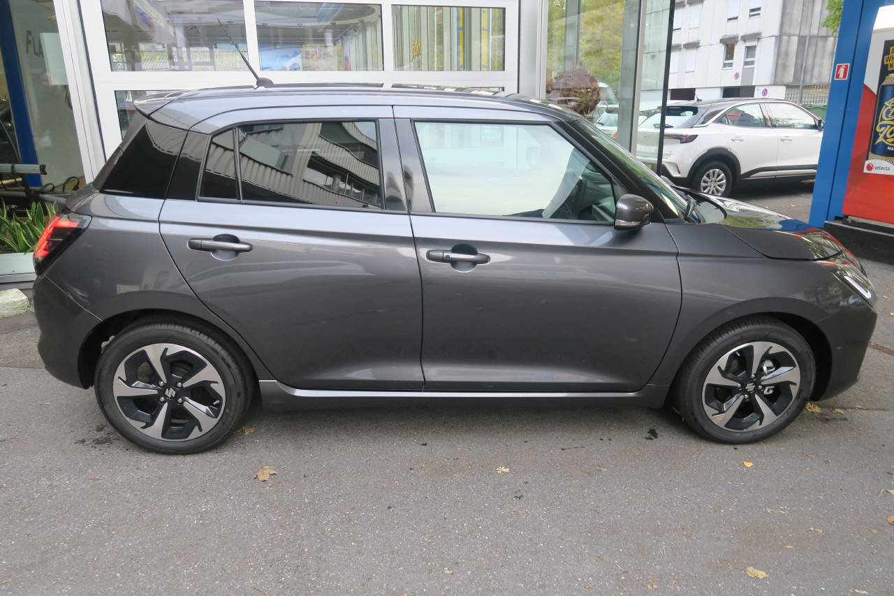 SUZUKI Swift 1.2 Compact Top Hybrid CVT, Mild-Hybrid Petrol/Electric, Ex-demonstrator, Automatic - 2