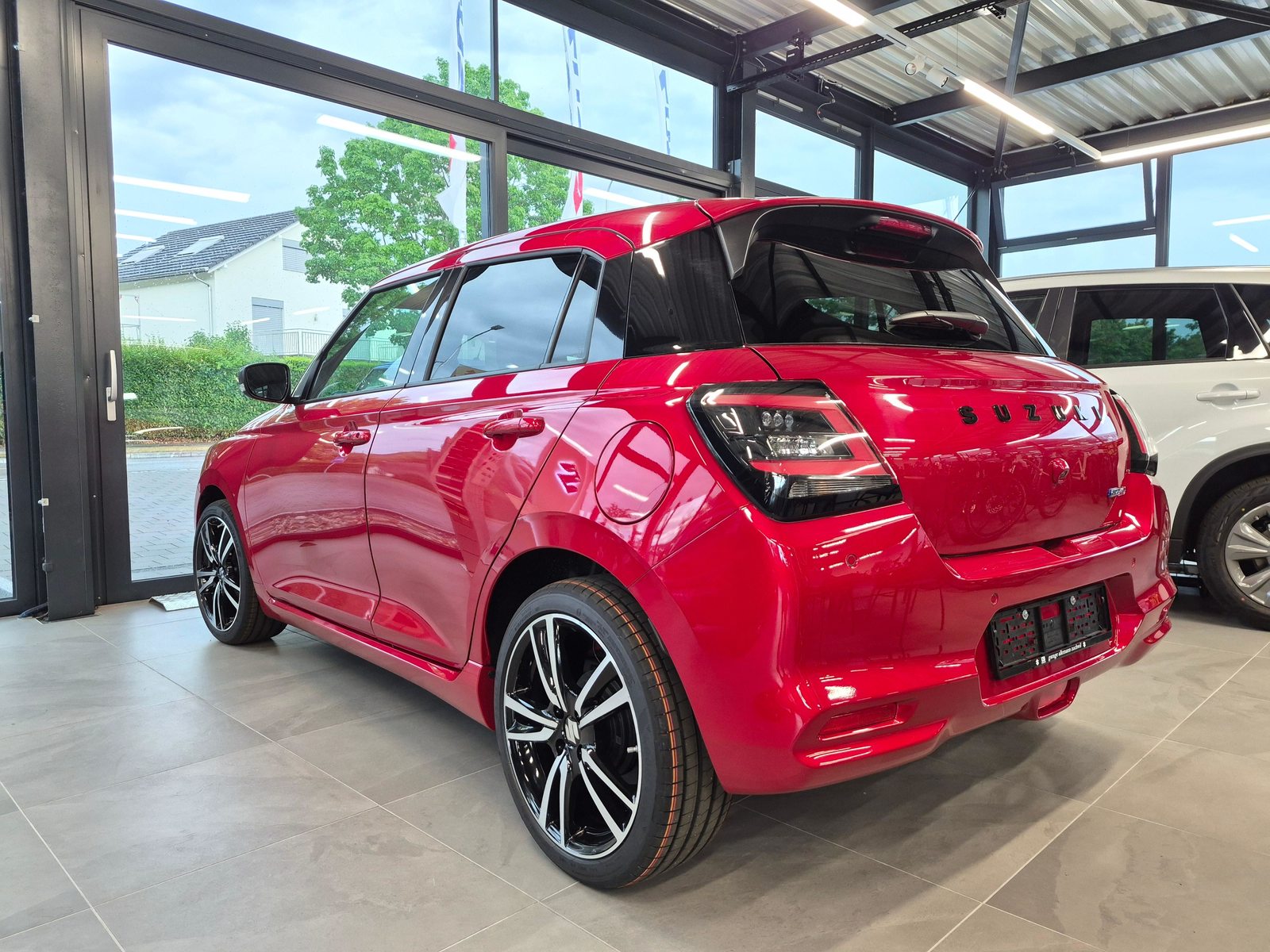 SUZUKI Swift 1.2 Compact Top Hybrid, Hybride Leggero Benzina/Elettrica, Auto dimostrativa, Automatico - 2