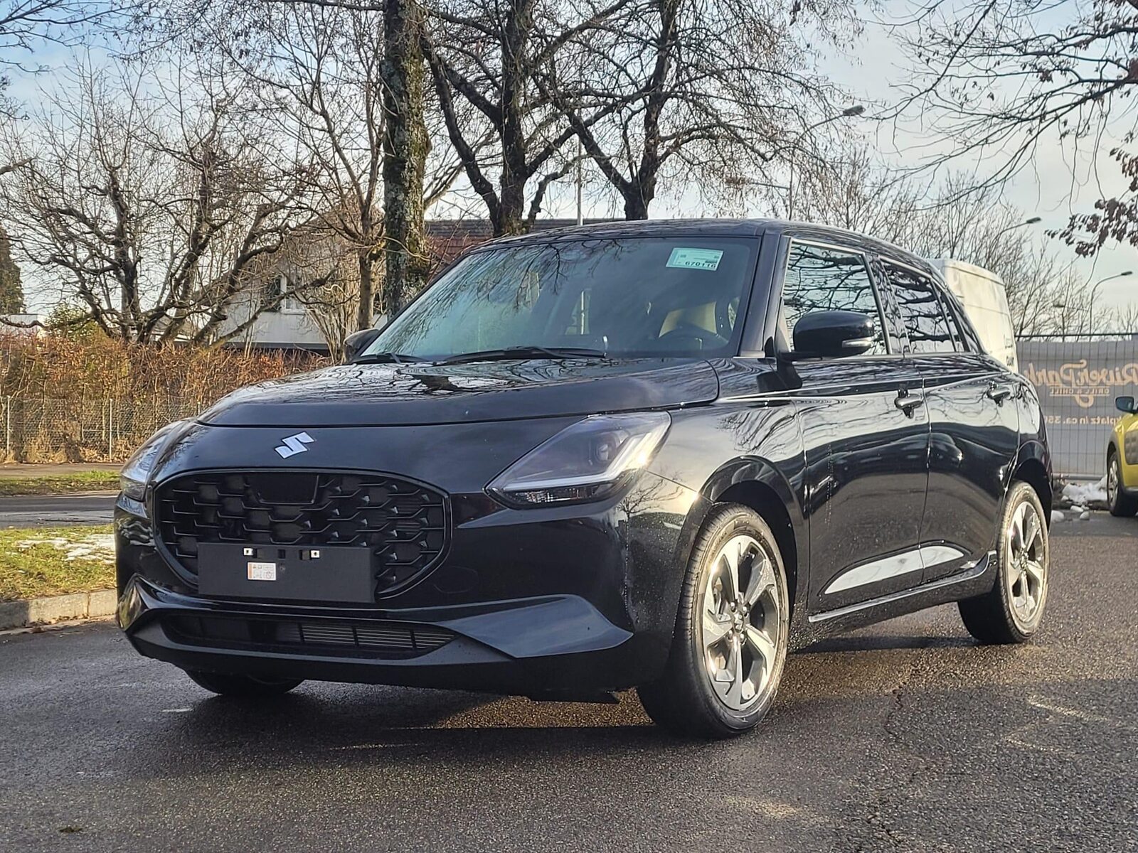 SUZUKI Swift 1.2 Compact Top Hybrid