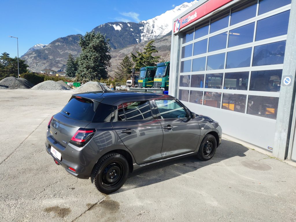 SUZUKI SWIFT 1.2 Compact+ Hybrid 4x4, Hybride Léger Essence/Électricité, Voiture de démonstration, Manuelle - 4