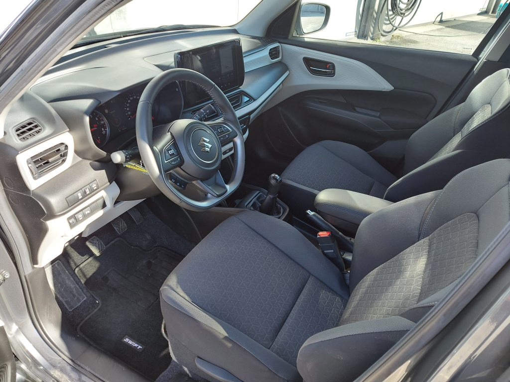 SUZUKI SWIFT 1.2 Compact+ Hybrid 4x4, Hybride Léger Essence/Électricité, Voiture de démonstration, Manuelle - 7