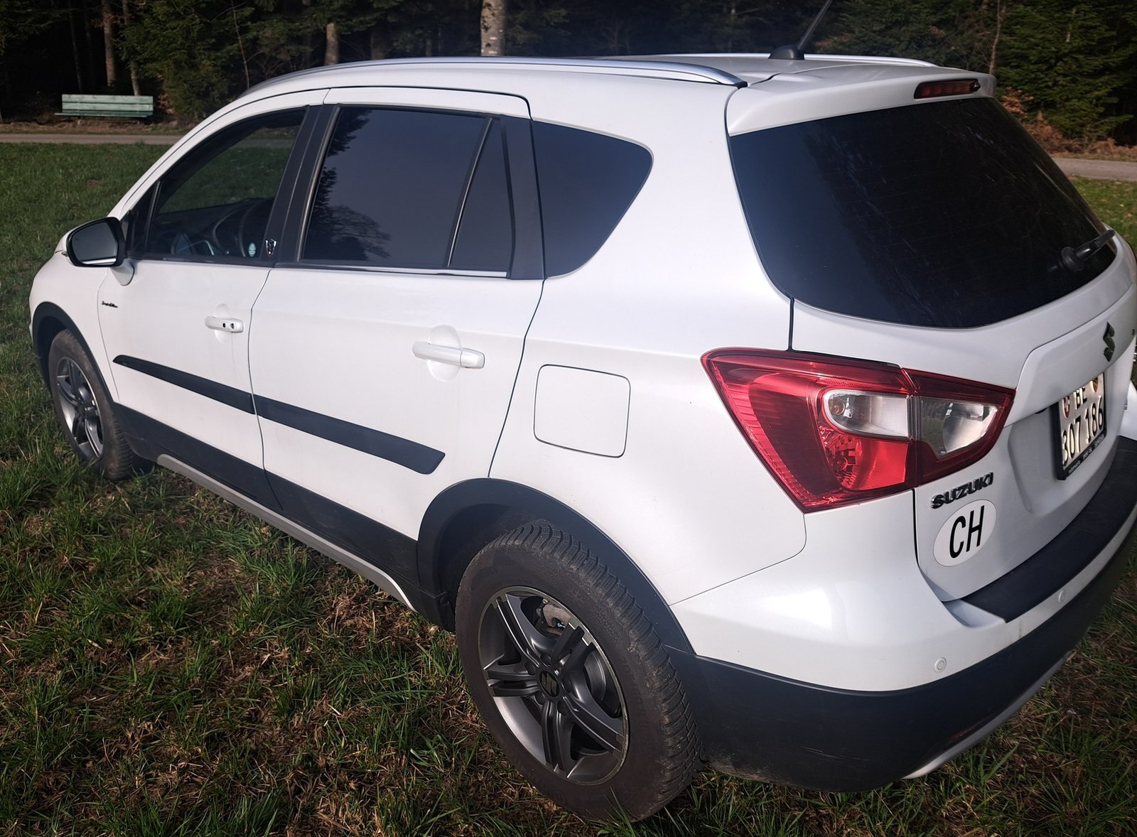 SUZUKI SX4 S-Cross 1.6 TD Sergio Cellano Top 4x4, Diesel, Occasion / Gebraucht, Automatik - 2