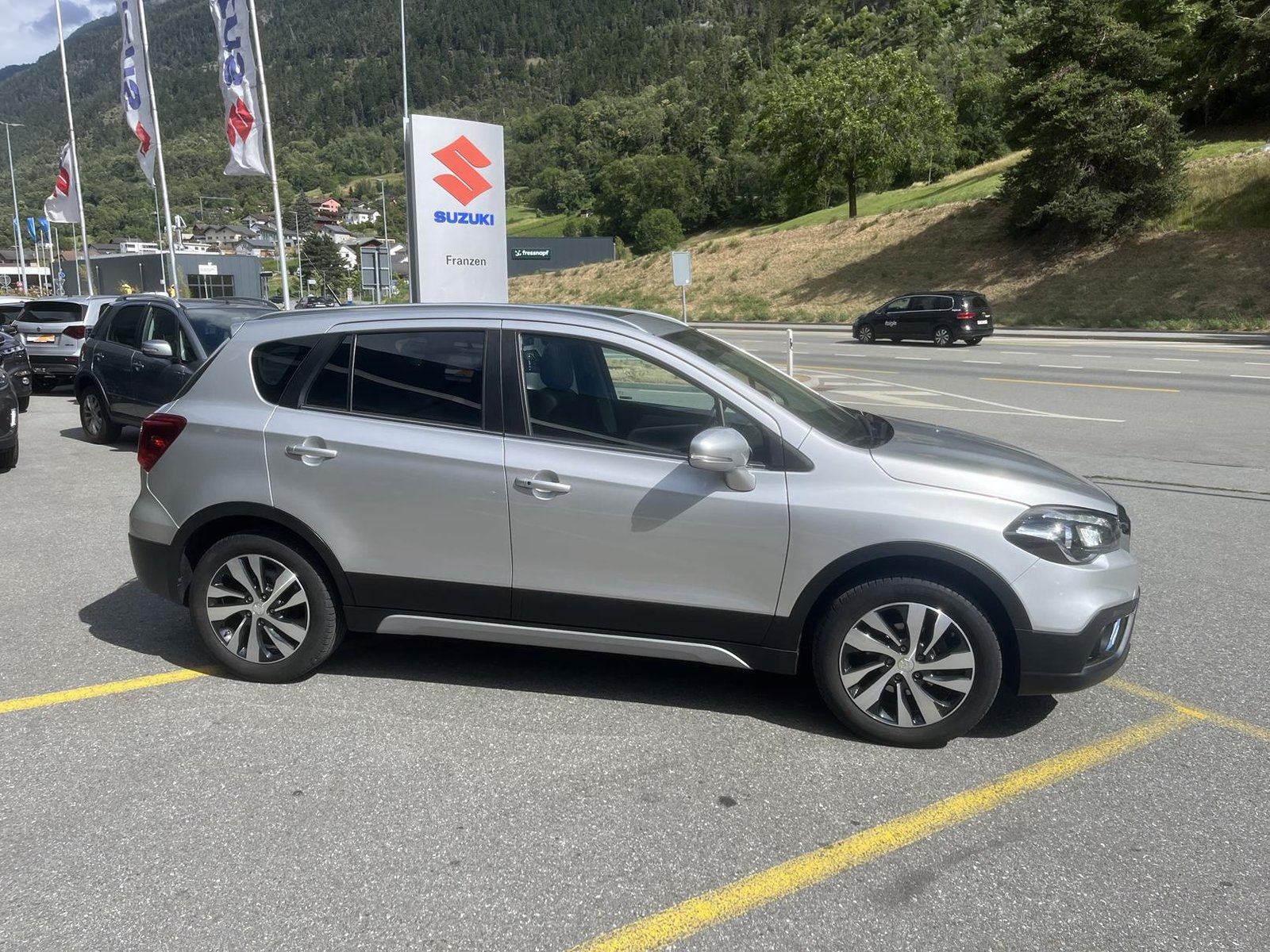 SUZUKI SX4 S-Cross 1.4 T Compact Top Hybrid 4x4, Mild-Hybrid Benzin/Elektro, Occasion / Gebraucht, Automatik - 4