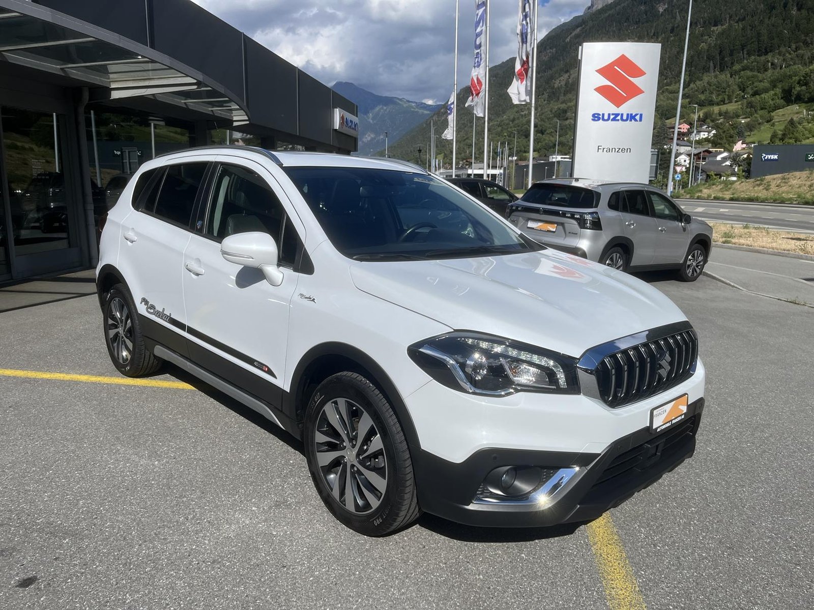 SUZUKI SX4 S-Cross 1.4 T Piz Sulai Top Hybrid 4x4, Mild-Hybrid Petrol/Electric, Second hand / Used, Automatic - 3