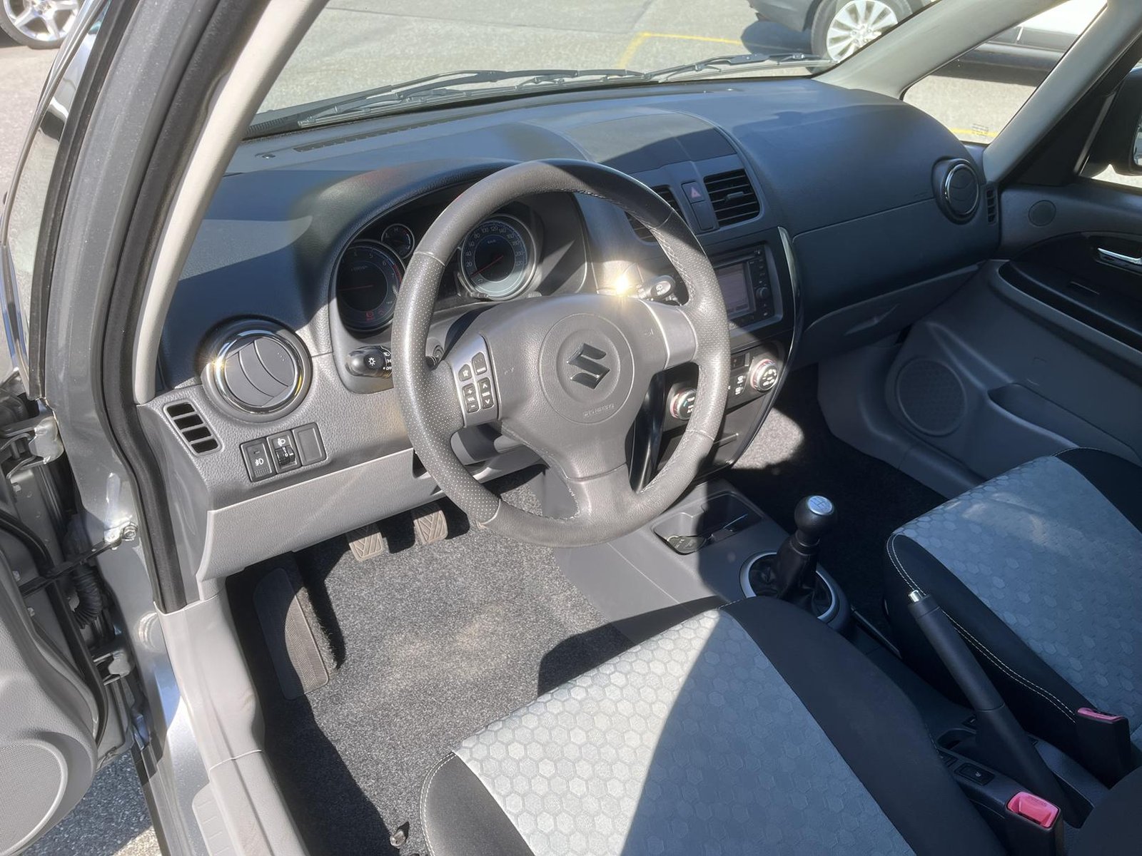 SUZUKI SX4 1.6 16V GL Top S.Cellano 4WD, Petrol, Second hand / Used, Manual - 7