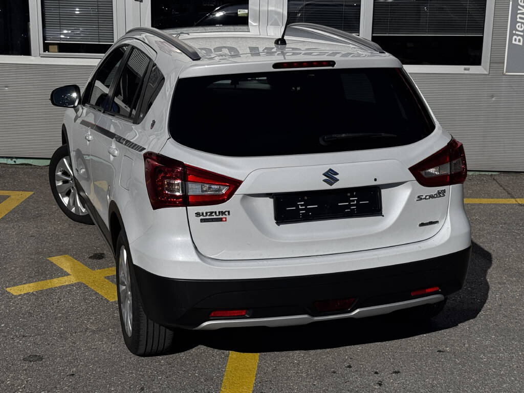 SUZUKI SX4 S-Cross 1.4 T Piz Sulai 4x4, Essence, Occasion / Utilisé, Manuelle - 6