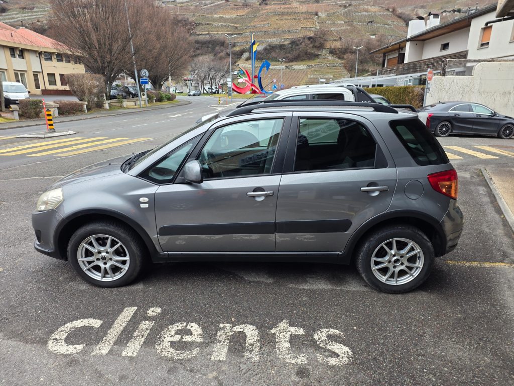 SUZUKI SX4 1.6 16V GL Top Piz Sulai 4WD, Benzin, Occasion / Gebraucht, Handschaltung - 3